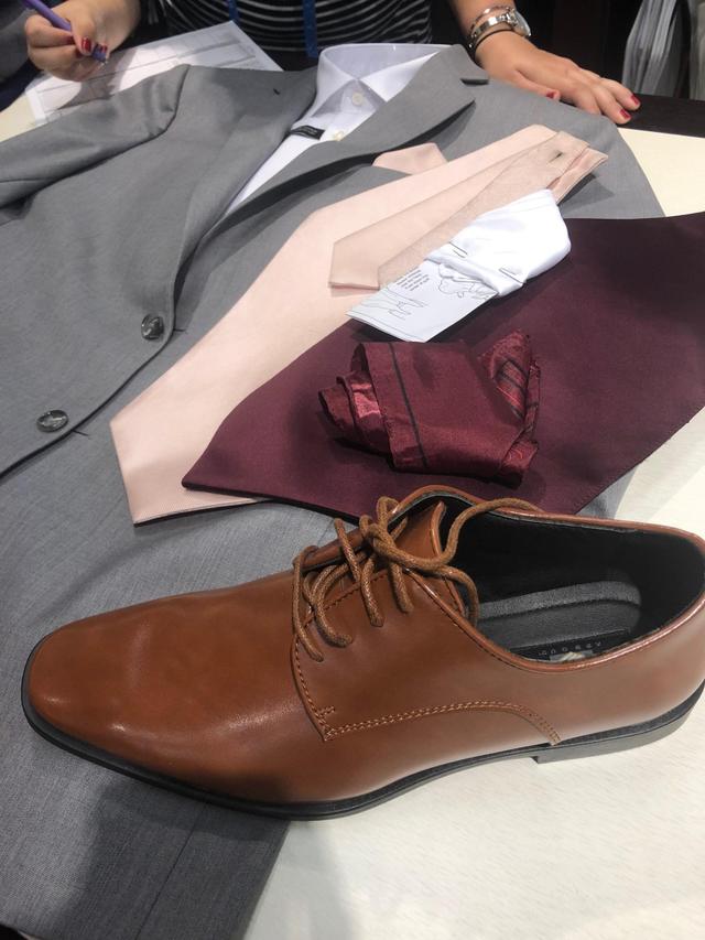 Men's Warehouse - 1