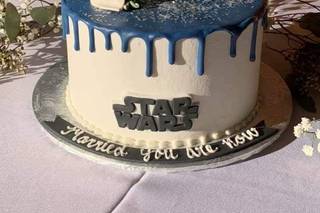 Couture Cakes of Greenville - 20