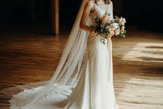 Raffiné Bridal & Formal Wear - 29