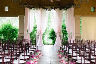 Sitting Pretty Linens - 14