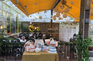 Victory Garden Cafe - 32