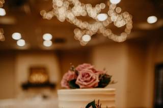 Ryke's Bakery, Catering, & Cafe - 11