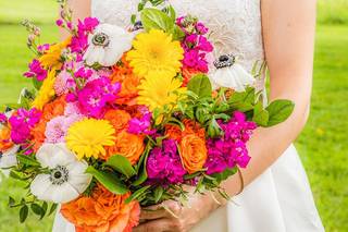 Sisters Floral Design Studio - 19