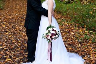 Southern Couture Salon & Bridal Bar - 54