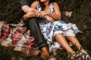 La Boutique Photography & Makeup Artistry - 45