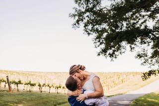 Sanders Ridge Vineyard & Winery - 9