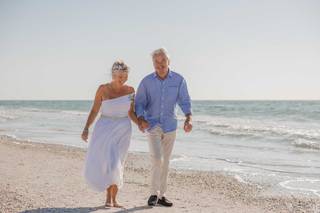 Simple Weddings - 16
