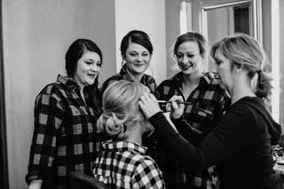 Timless Salon & Bridal Studio - 52