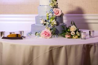 Diane's Patisserie - 25