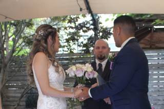 Rev Hen - Wedding Officiant - 13
