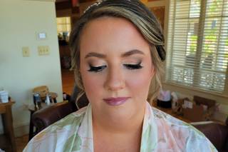 KM Hair & Makeup Artistry - 14