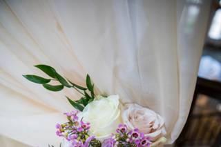 Hana Bloom Floral Design - 9