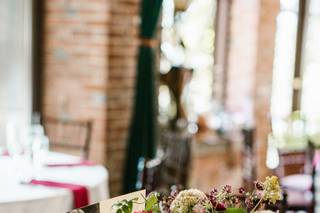 Fleur De Lis Florist - 62