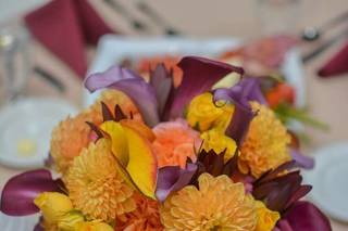 Pondeleks Florist & Gifts - 25