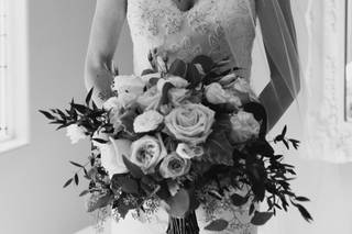 Mon Amie Bridal Salon - 15