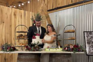 Hidden Creek Farm Weddings - 10