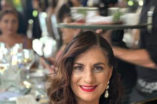 Lizzie Ibarra Hair & Airbrush Make-up Artist - 43