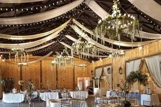 The Barn - Bella Amore - Glass on Enchanted Acres - 110