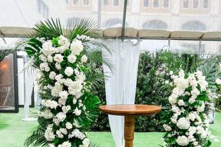 Mi Vintage - Farm Tables & Lounge Rentals - 9