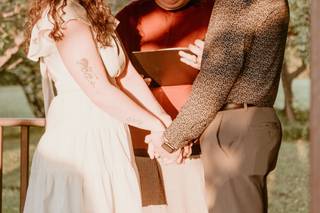 Lindsey Dumas-Bell, Officiant - 15
