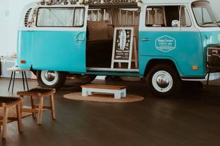 Happy Camper Photo Bus - 26
