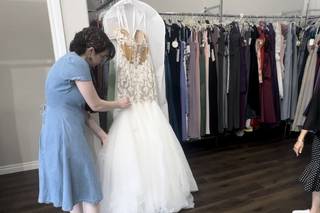 Linh's Bridal & Alterations - 41