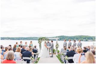 Bay Pointe Inn - 25