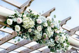 Driftwood Florist - 5