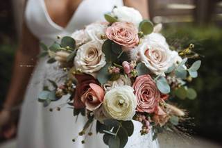 Bella Bloom Florals - 8