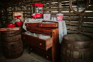 The Olde Farmhouse Barn - 22