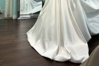Wonderland Bridal - 14
