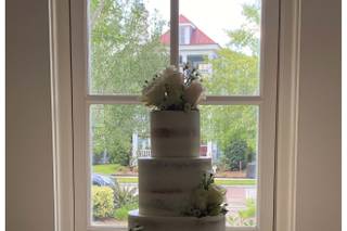 Bloom Custom Cakes - 104
