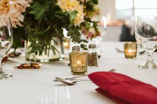 Oak and Fig Floral - 26