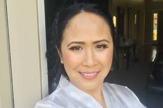 The Beauty Consultant - 35