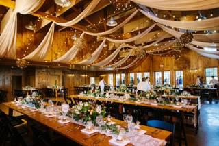 Inn at Manchester Celebration Barn - 41