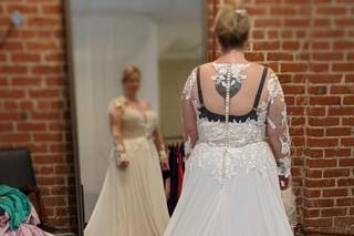 SPARKLE bridal couture : sizes 14-30 - 21