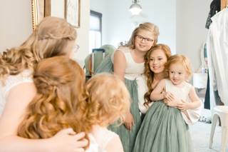 Graykin Hair & Makeup - 36