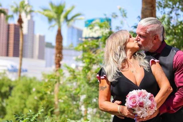 Tropicana LV Weddings 5