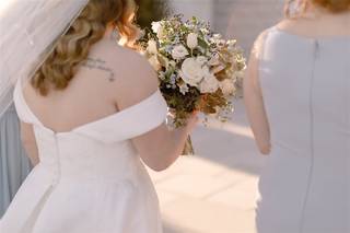 A Touch of Elegance - 32