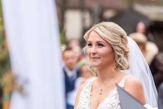 Dayna DeFazio Hair and Makeup Artistry - 11