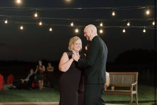 Encore Entertainment Disc Jockey Services - 7
