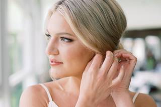 Brushworx On Location Hair & Makeup - 34