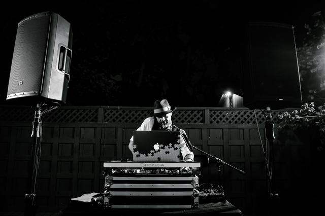 DJ Dan Flores - 4