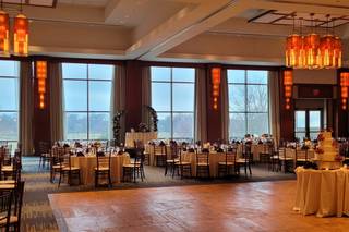 Eaglewood Resort and Spa - 14
