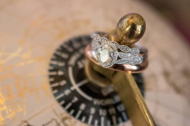 Bollinger Images 3