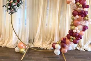 Chandelier Event Venue - 16
