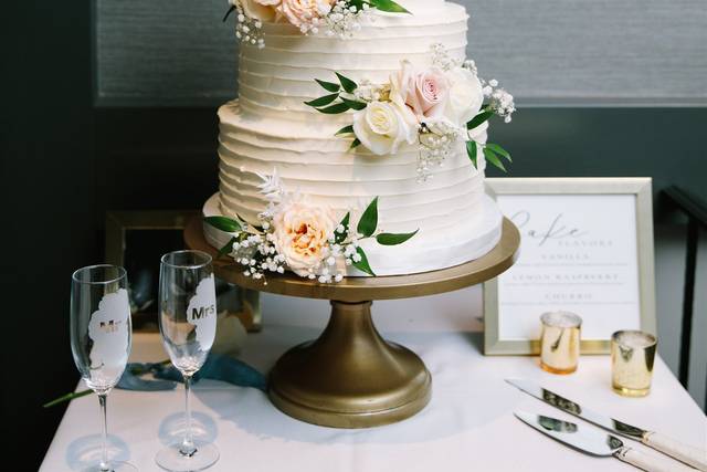 Flour Girl Wedding Cakes 4
