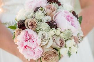Flower Girlz Inc. - 142
