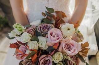 Verzaal's Florist & Events - 35