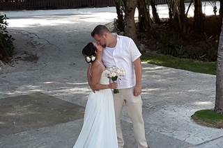 Unique Romance Travel & Destination Weddings - 25